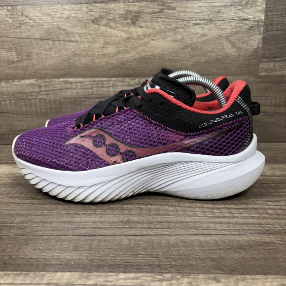 Saucony Kinvara 14 Purple Womens US Size 6.5 EUR 37.5 S10823-91 Running Shoes - Picture 4 of 10